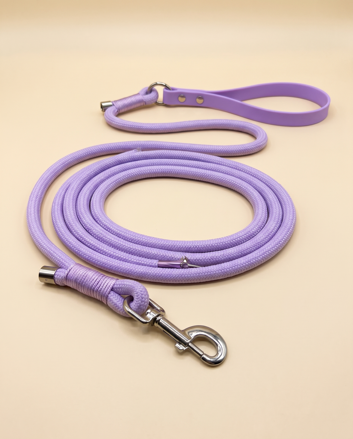Form Padded Lead, studio shot