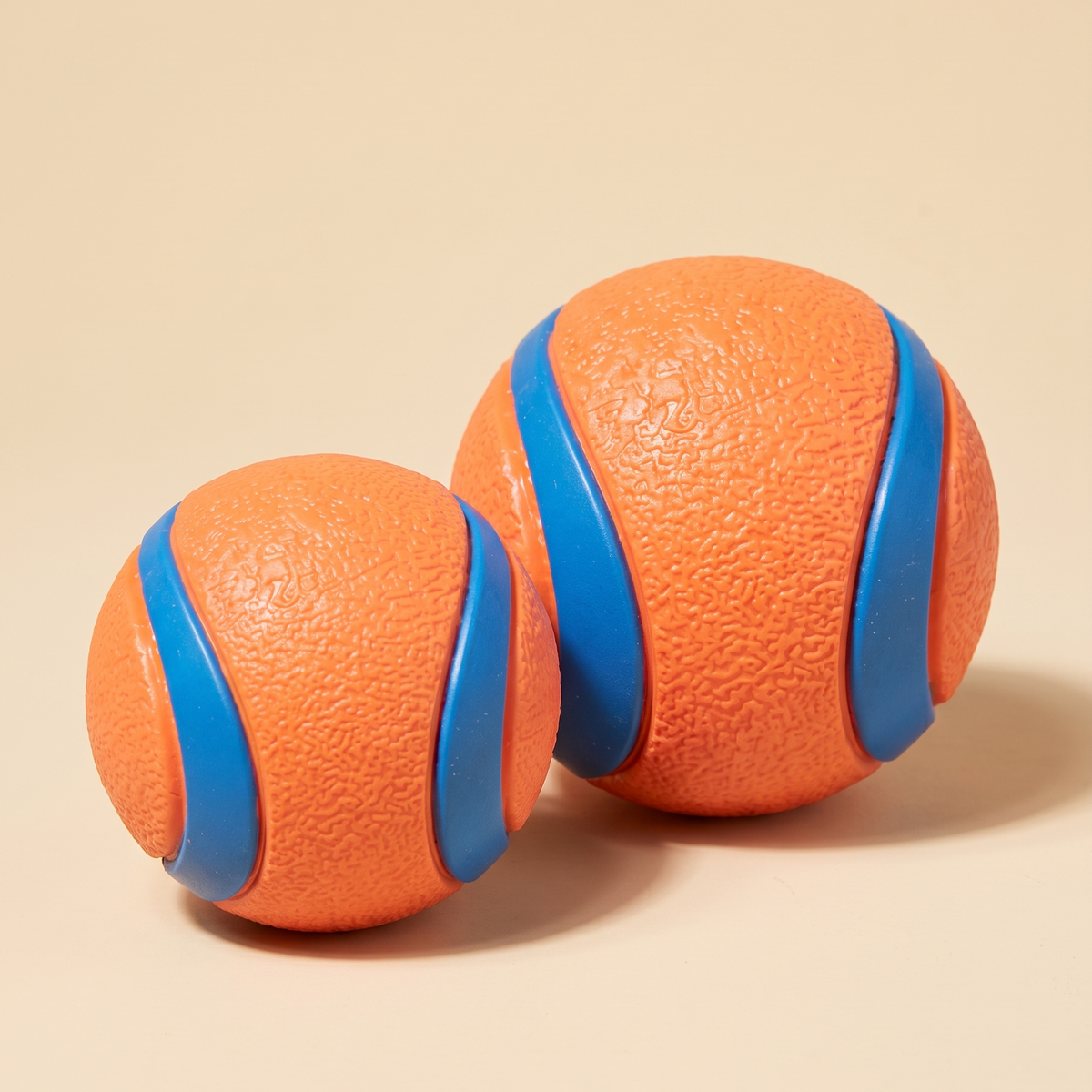 Form Fetch Ball, studio shot